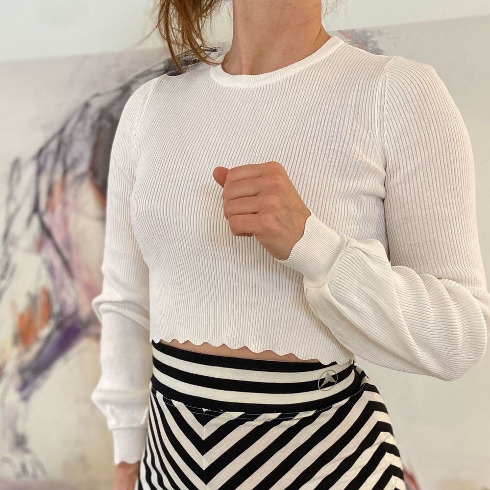 ZARA Crop Sweater size small
